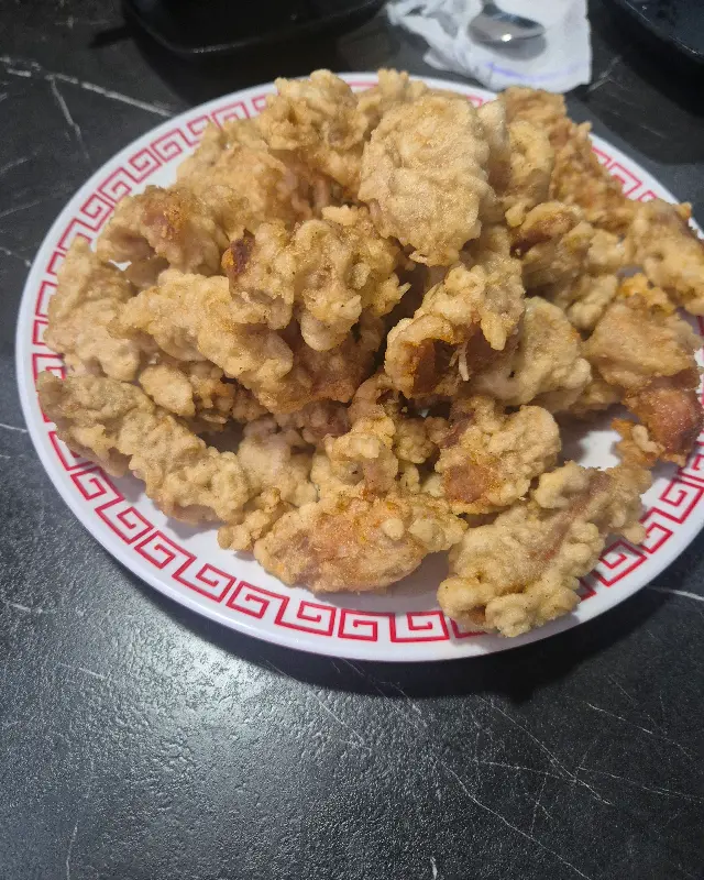 윤기 좔좔 흐르는 짜장면