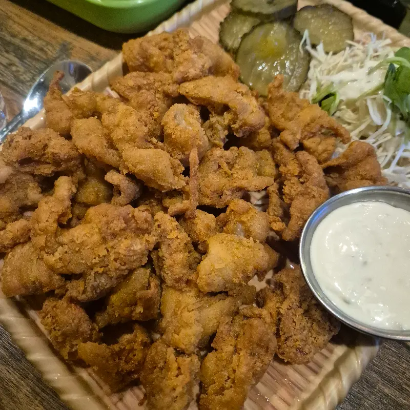 바삭함이 살아있는 닭껍질 튀김