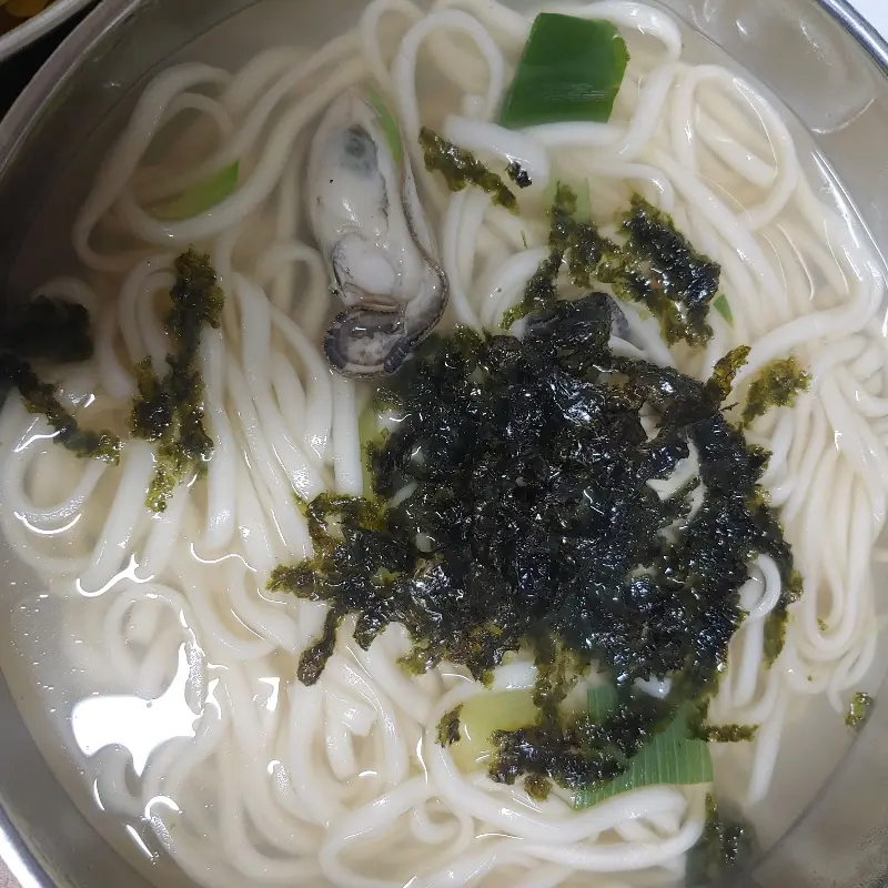 굴칼국수