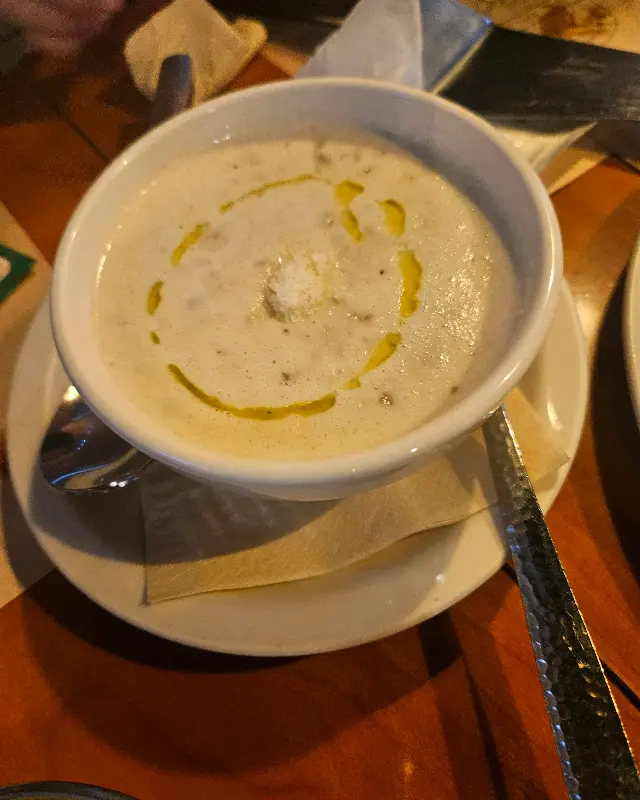 따뜻한 버섯 크림 스프