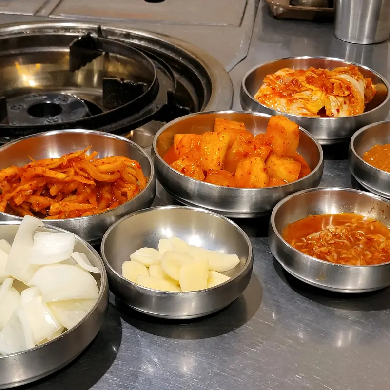 다채로운 밑반찬