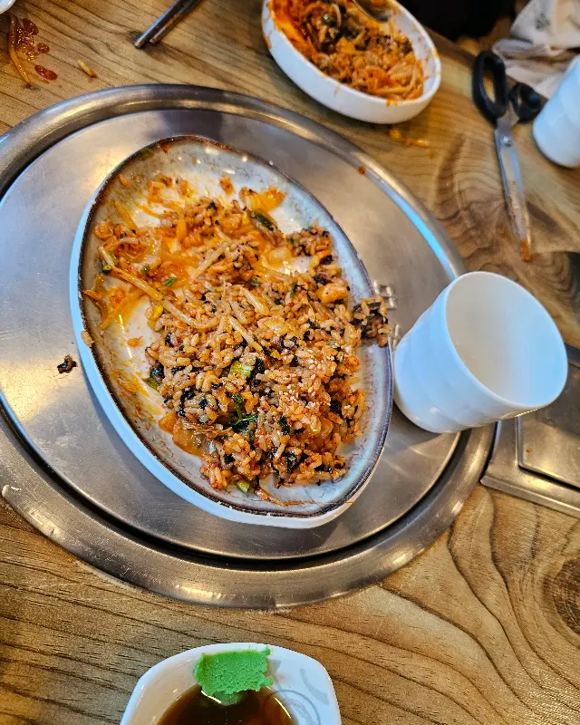 아구찜 양념에 볶아낸 볶음밥