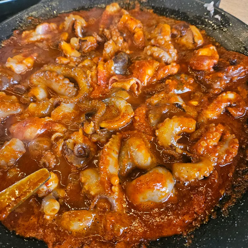 푸짐한 쭈꾸미 한 상