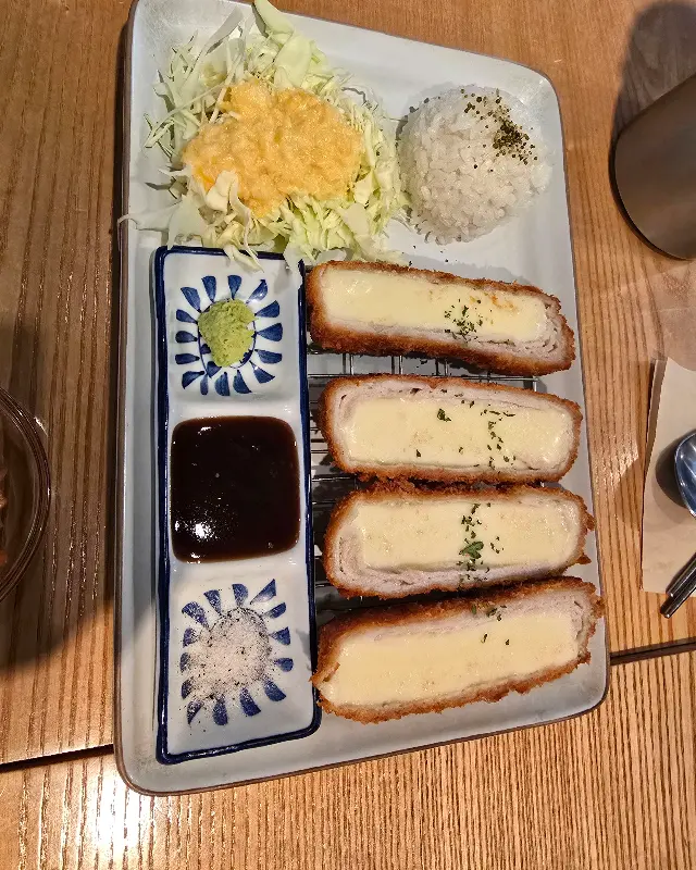 치즈 돈까스