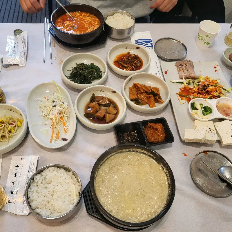 푸짐한 한 상 차림