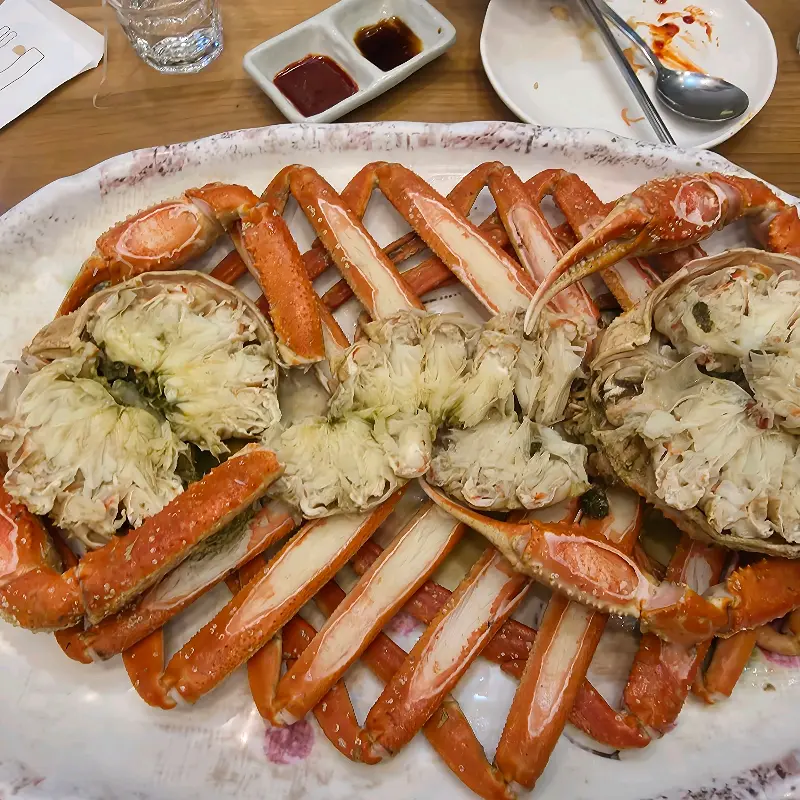 싱싱한 대게 한 상