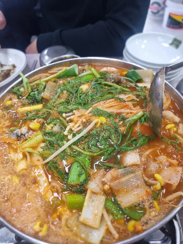 푸짐한 곰치국의 모습