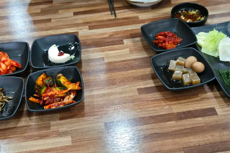 다채로운 밑반찬