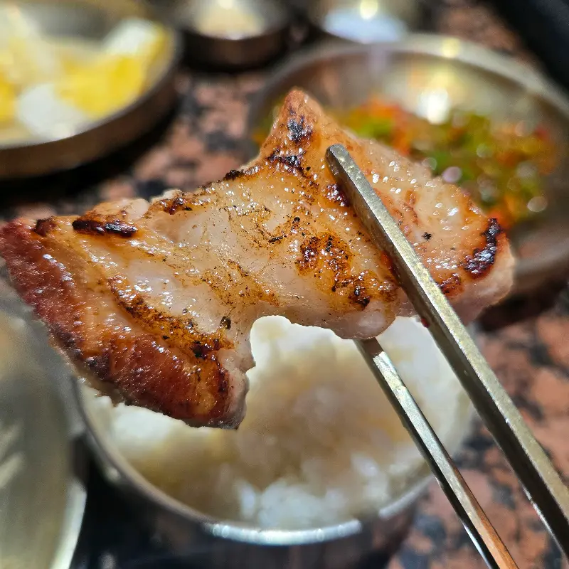 군침이 절로 도는 비주얼