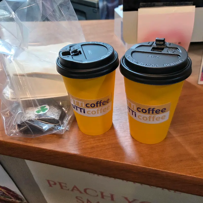 테이크아웃 커피