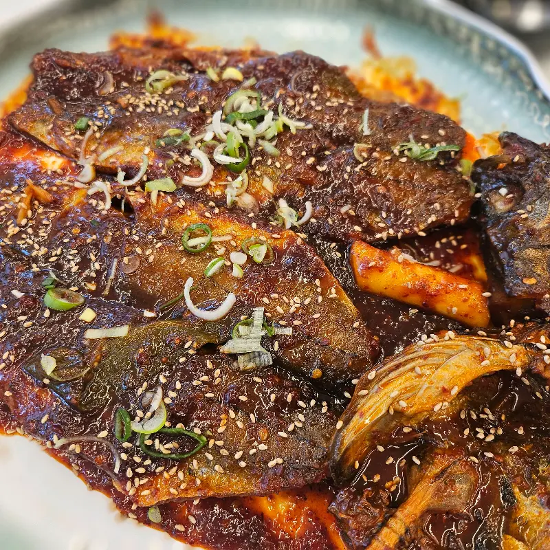 매콤한 양념이 듬뿍 밴 코다리찜