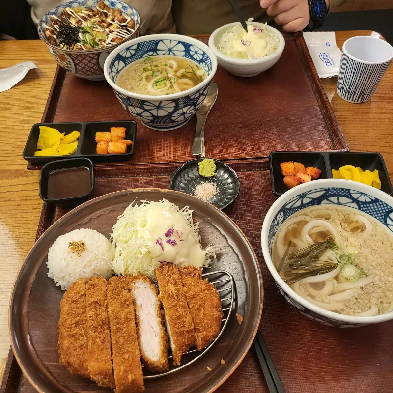 푸짐한 한 상 차림