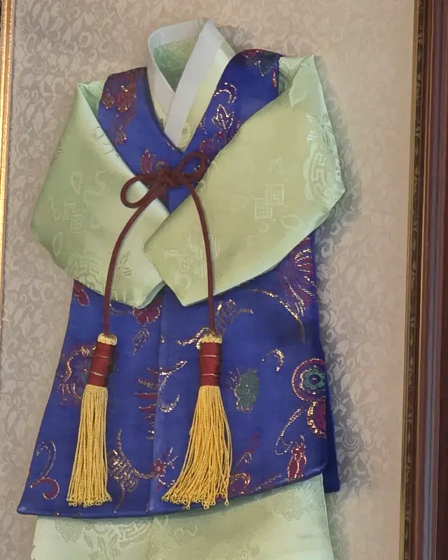 푸짐한 사골 떡만두국