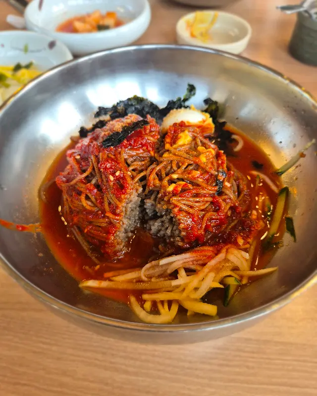 비빔막국수