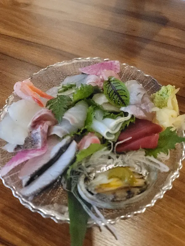 싱싱한 사시미 모듬 한 상