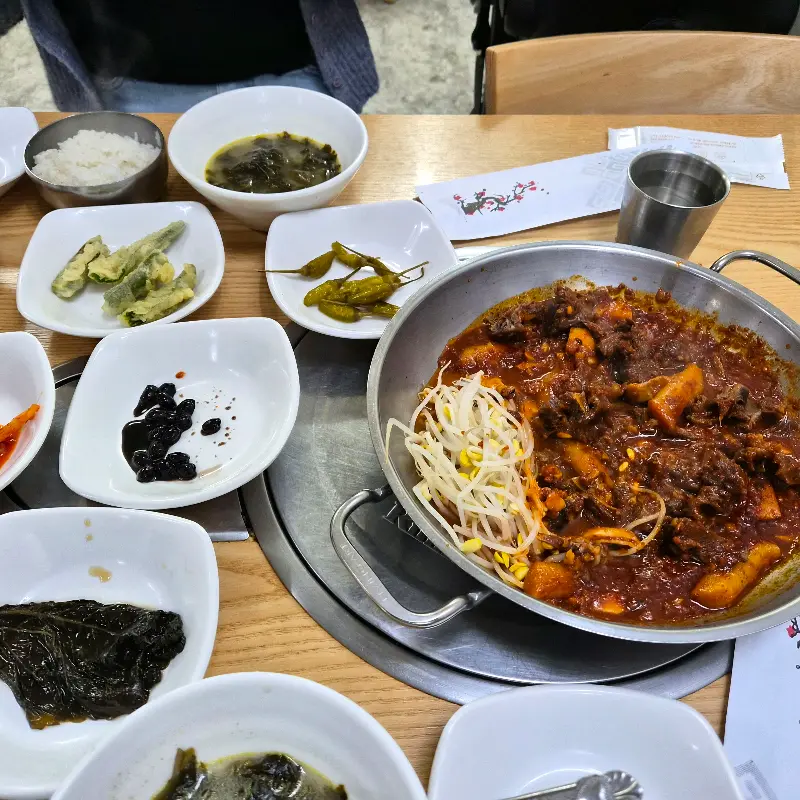 소갈비찜 한 상 차림