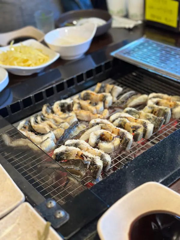 깔끔하게 차려진 한 상
