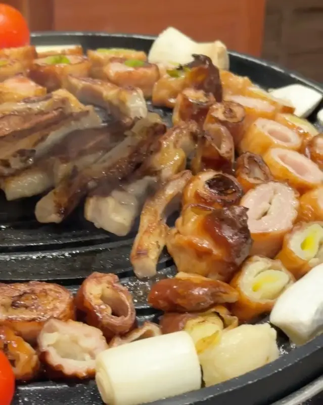 노릇하게 구워진 막창