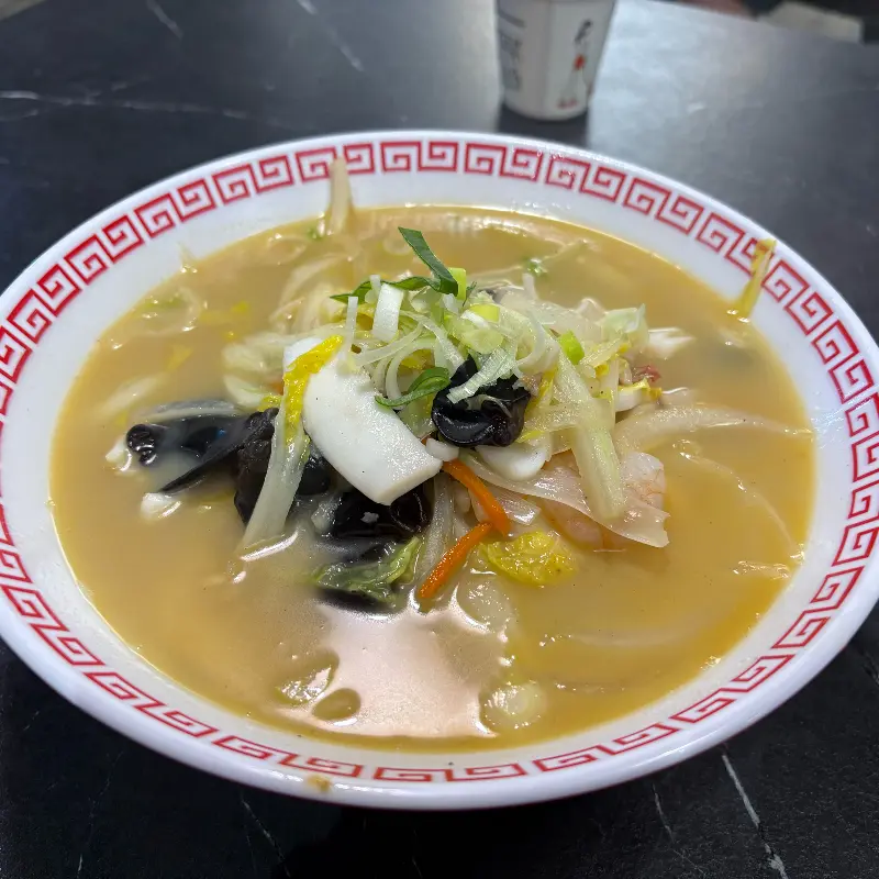 해산물 듬뿍 짬뽕