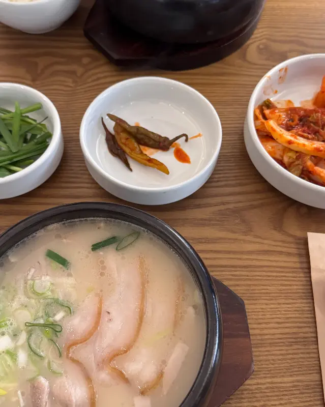 깔끔한 테이블 세팅