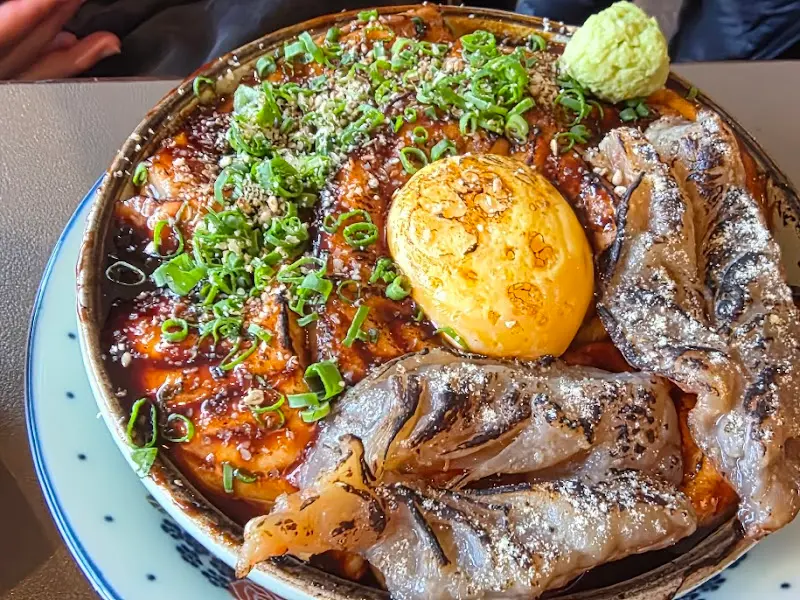 덮밥 메뉴의 향연