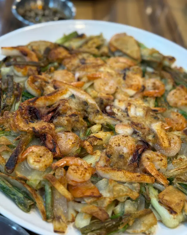 해물이 듬뿍 들어간 해물야채감자전