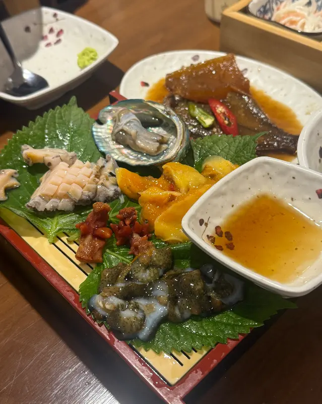 다채로운 해산물 스키다시