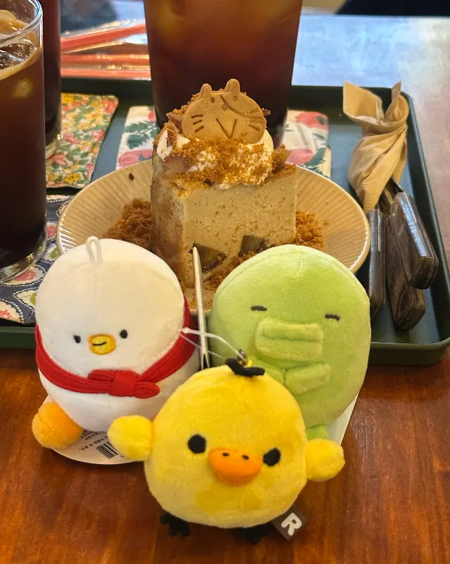 치즈 케이크와 인형