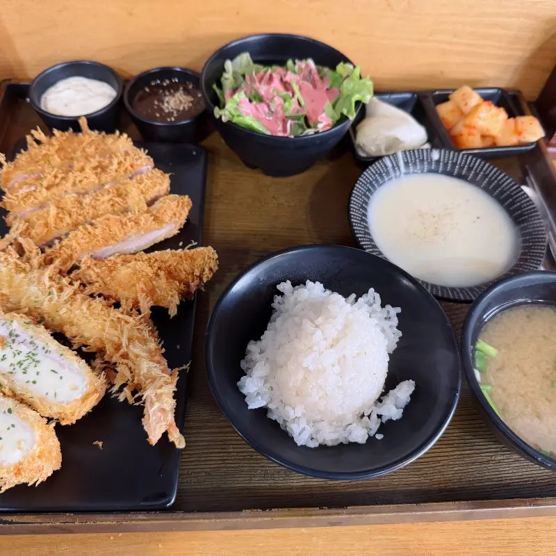 돈까스 정식 구성