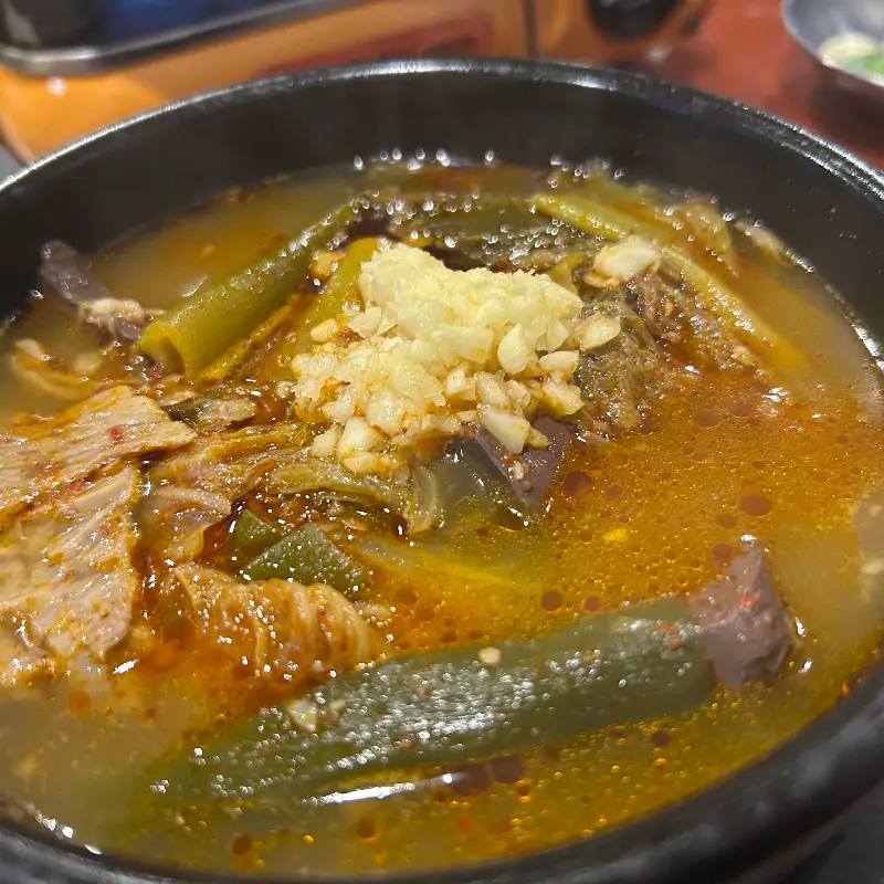 해장국에 다진 마늘