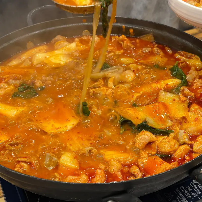 푸짐한 곱도리탕