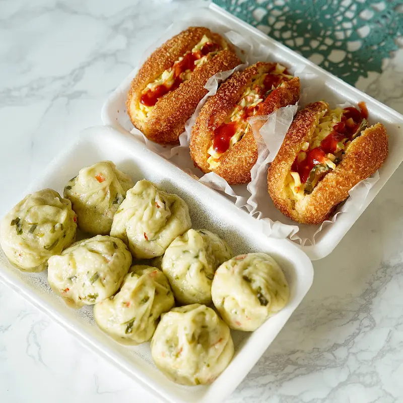 사라다빵과 만두의 모습