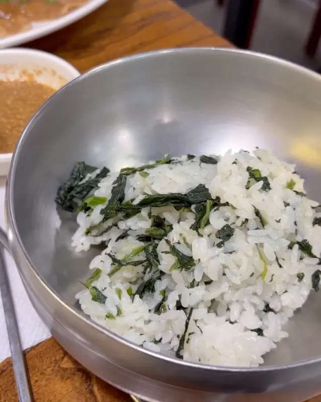 곤드레나물이 듬뿍 들어간 곤드레밥