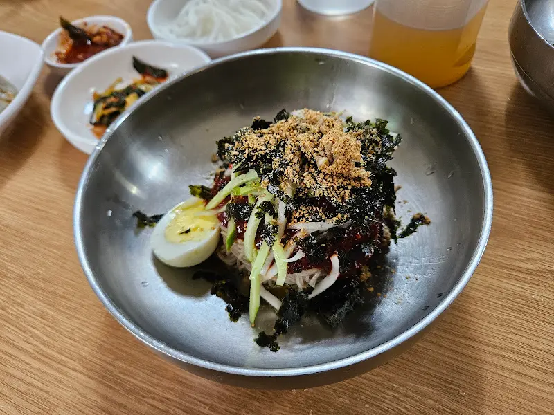 다시 먹고 싶은 비빔 막국수