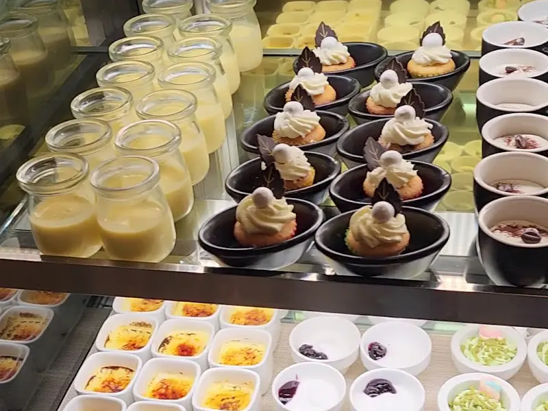 다양한 종류의 디저트