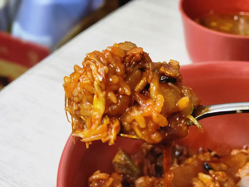 수봉반점 중화비빔밥 한 숟갈