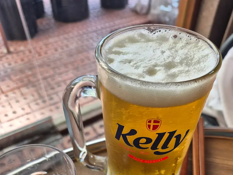 시원한 맥주잔의 모습