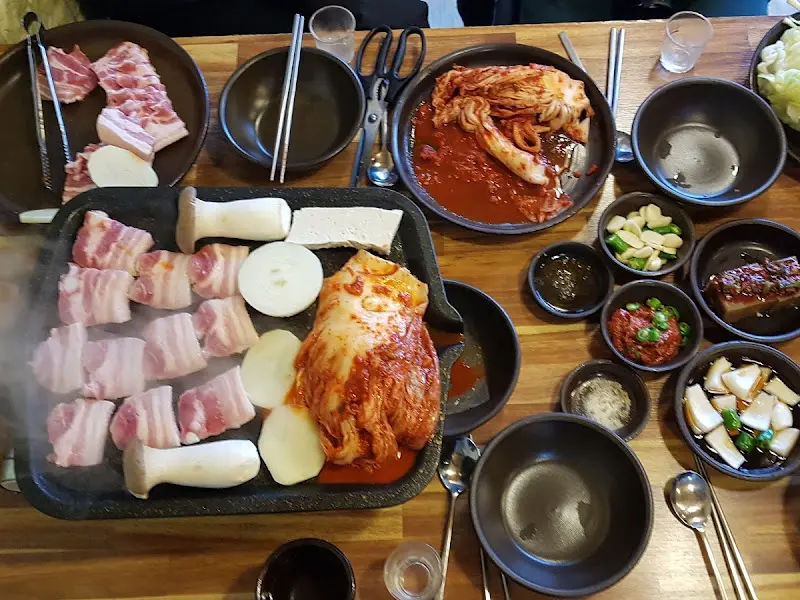 지해림에서 맛볼 수 있는 다양한 메뉴들