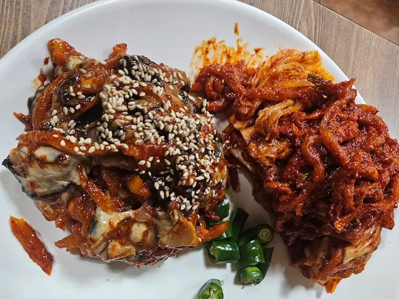 굴과 김치의 환상적인 조합