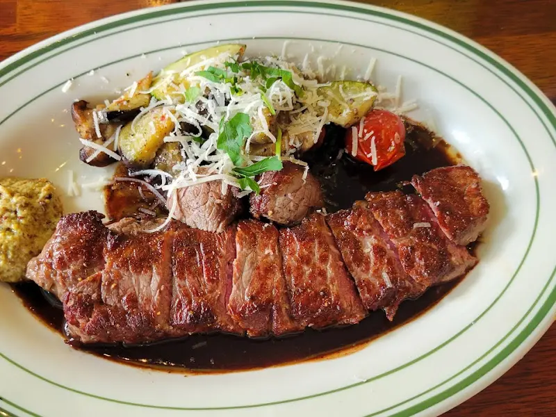 맛깔스러운 스테이크