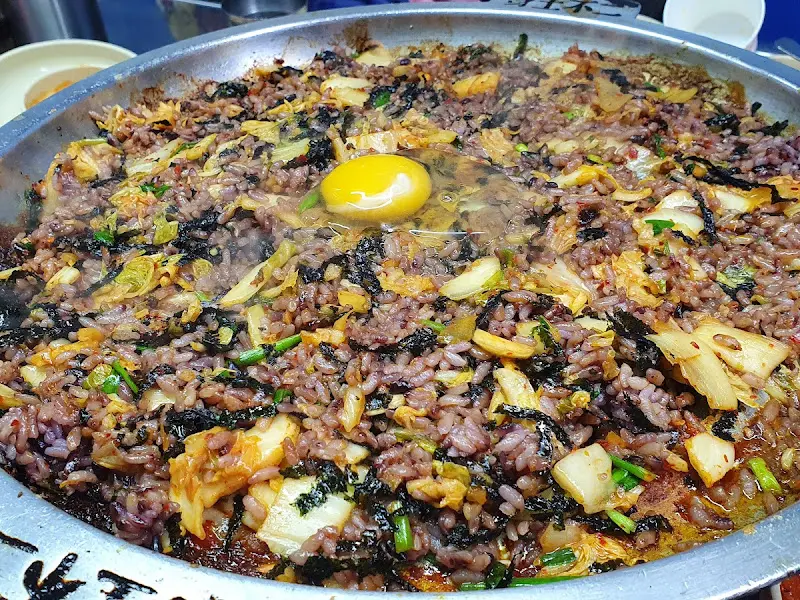 곱창 기름에 볶아 먹는 환상적인 볶음밥