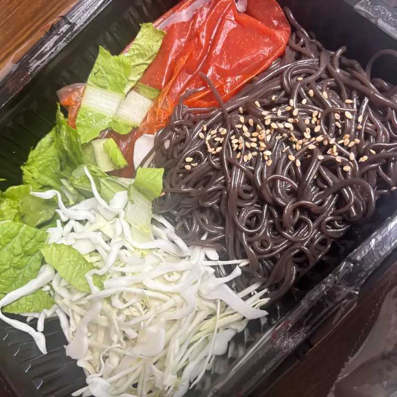 윤기가 흐르는 족발 단면