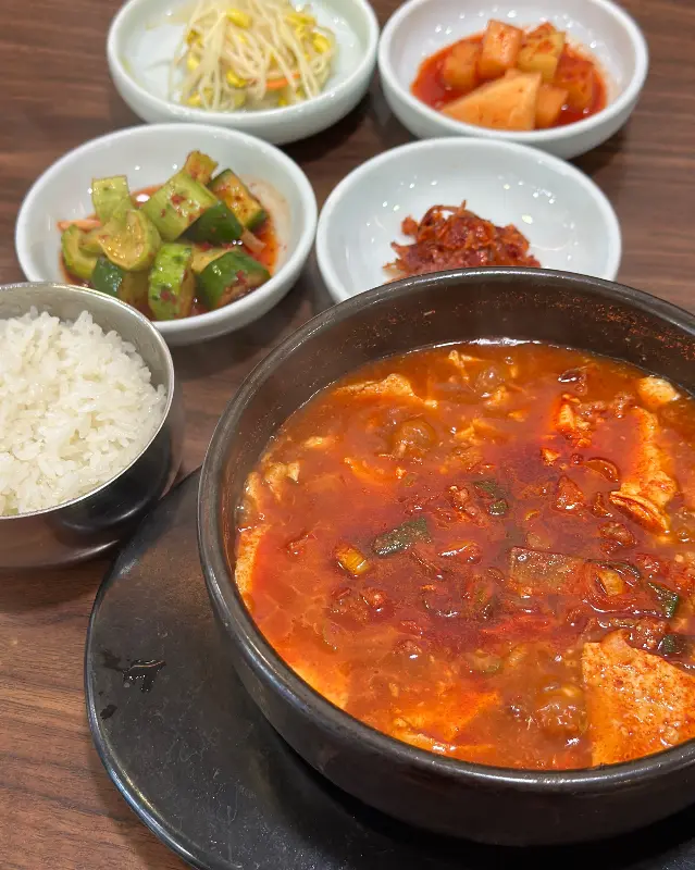 차돌 순두부찌개