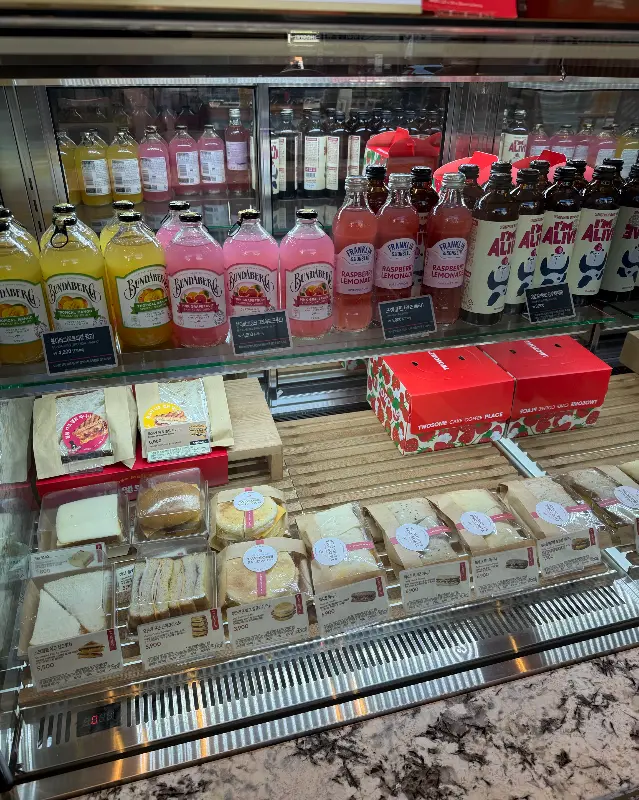 투썸플레이스 쇼케이스