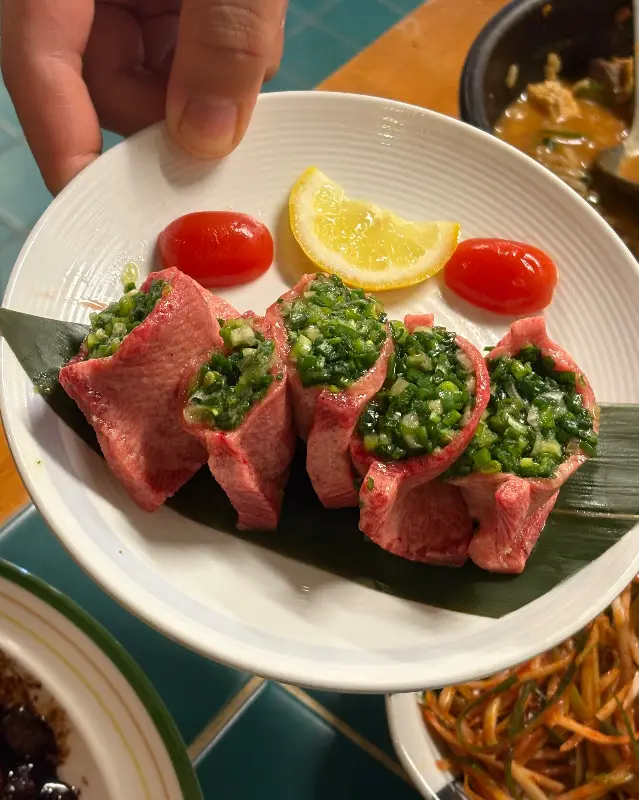 파우설의 섬세한 디테일