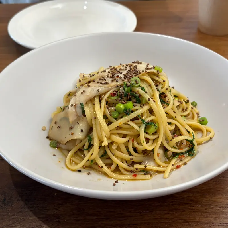 엔초비 나물 파스타