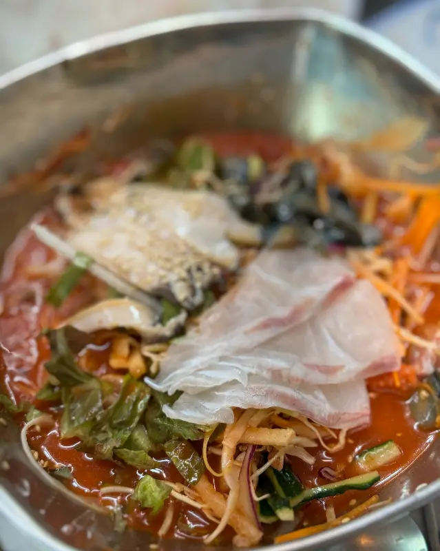 새콤달콤한 멸치회무침