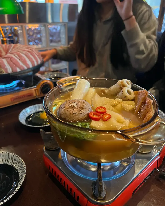 보글보글 끓고 있는 스키야키