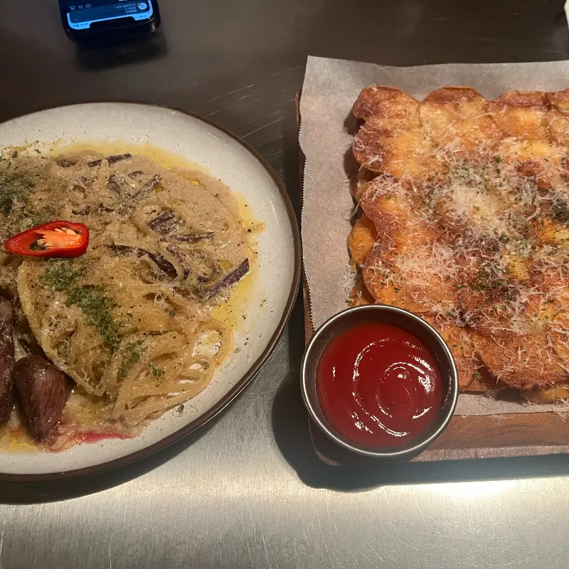 고사리 링귀니와 감자칩전