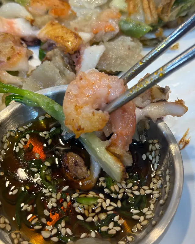 해물 감자전 클로즈업